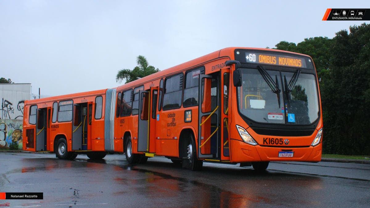 60 Novos ônibus são entregues para Curitiba no Parque Cambuí